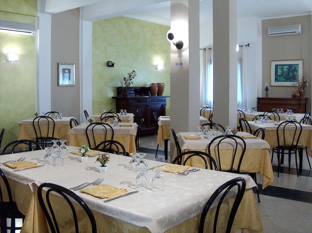 Hotel Coppa Di Cielo Peschici Exterior photo